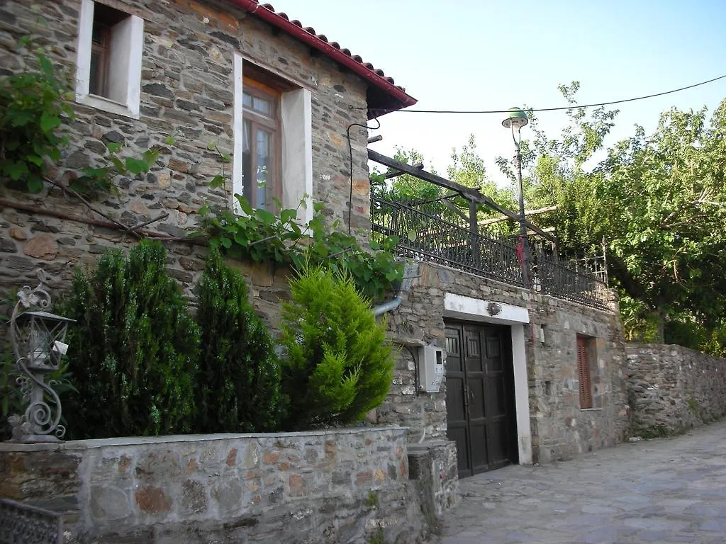 Ξενώνας Παρθενών της κυρά Βαγγελιώς Παρθενώνας Ξενοδοχείο με διαμερίσματα