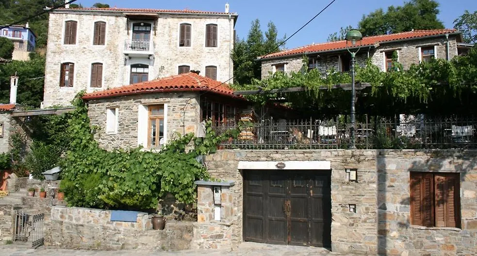 Ξενοδοχείο με διαμερίσματα Ξενώνας Παρθενών της κυρά Βαγγελιώς Παρθενώνας